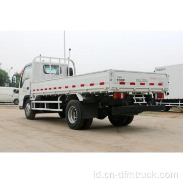 Truk kargo ISUZU 4,5 ton